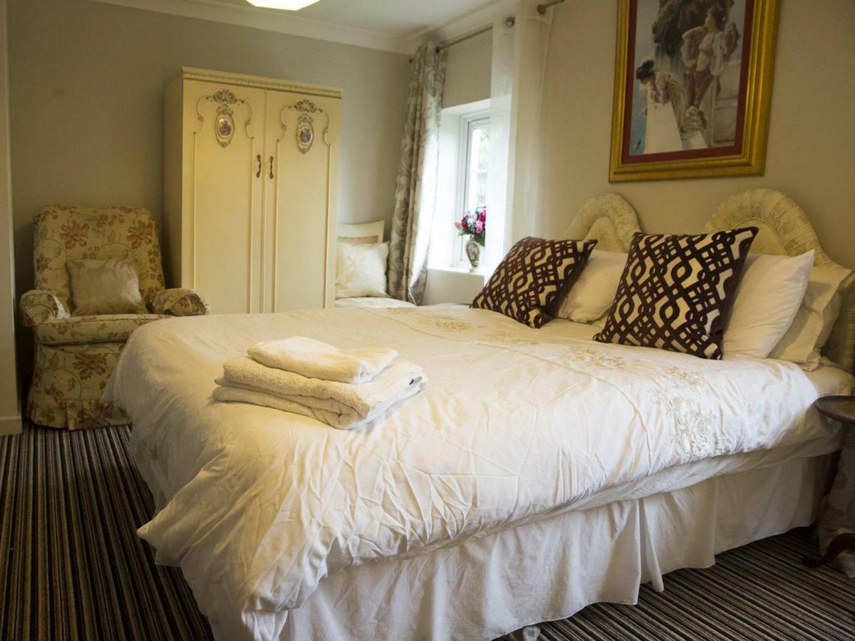 Oyo Vale Lodge Windsor Eksteriør bilde