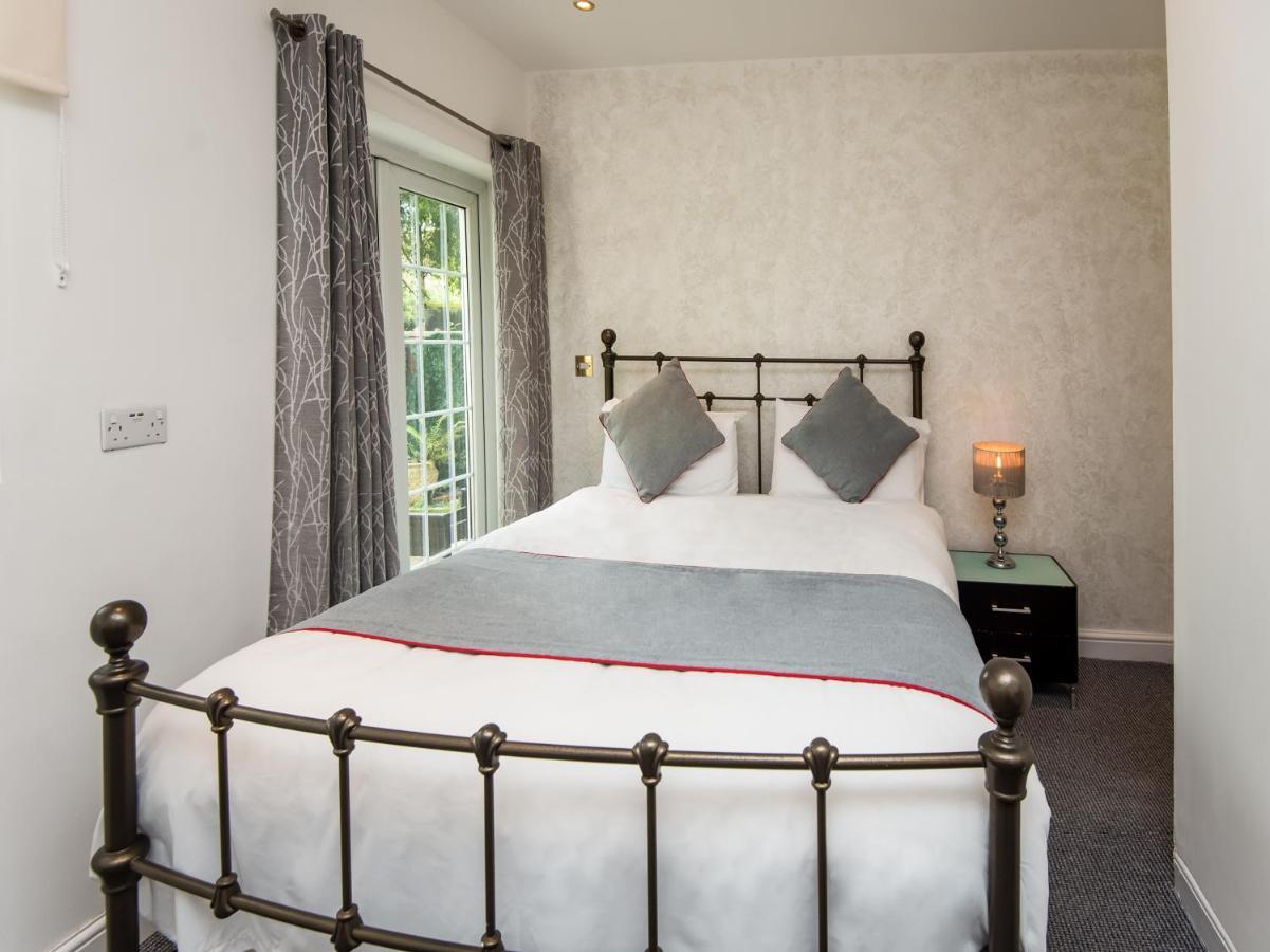 Oyo Vale Lodge Windsor Eksteriør bilde
