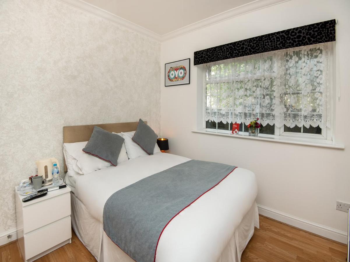 Oyo Vale Lodge Windsor Eksteriør bilde