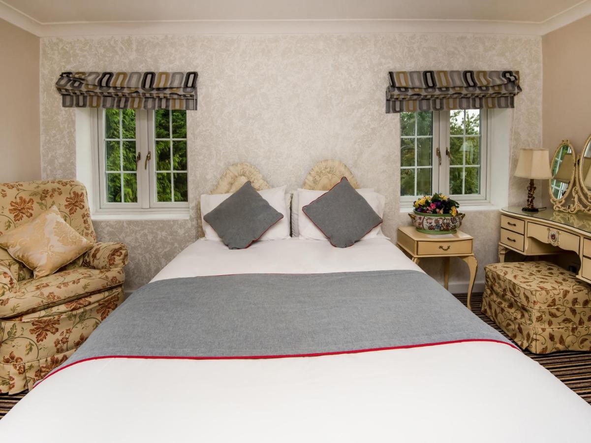 Oyo Vale Lodge Windsor Eksteriør bilde