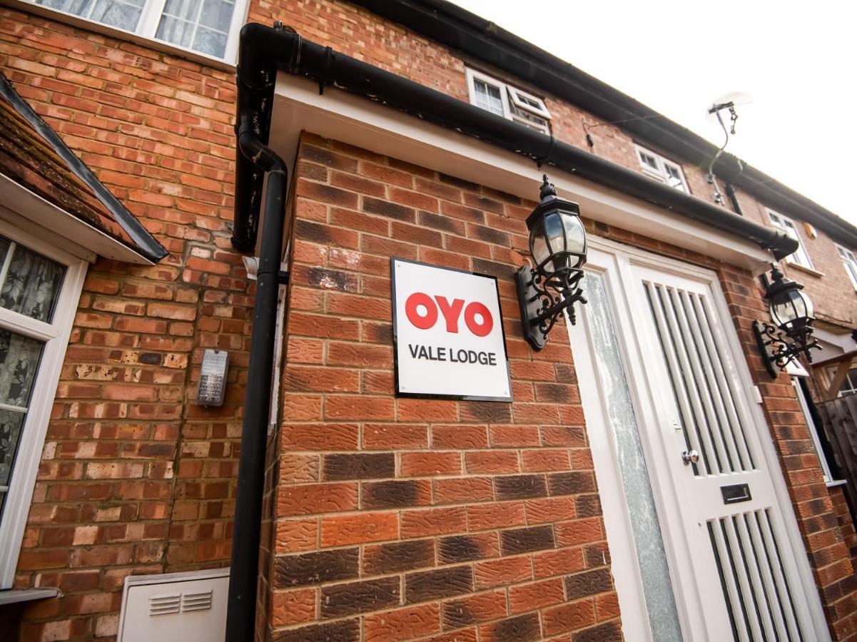 Oyo Vale Lodge Windsor Eksteriør bilde