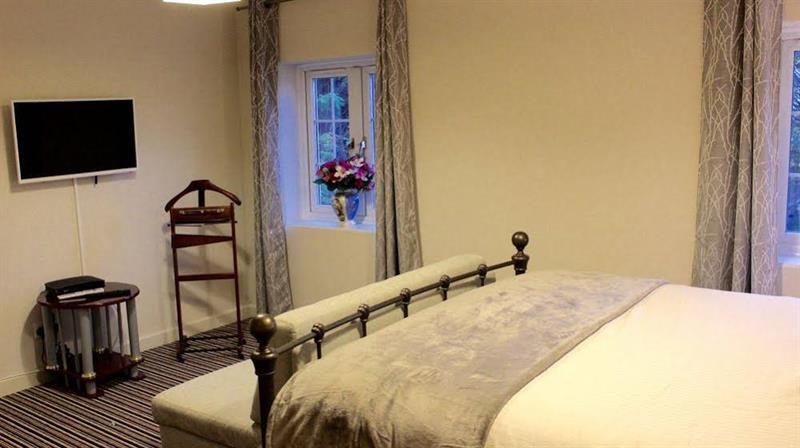 Oyo Vale Lodge Windsor Eksteriør bilde