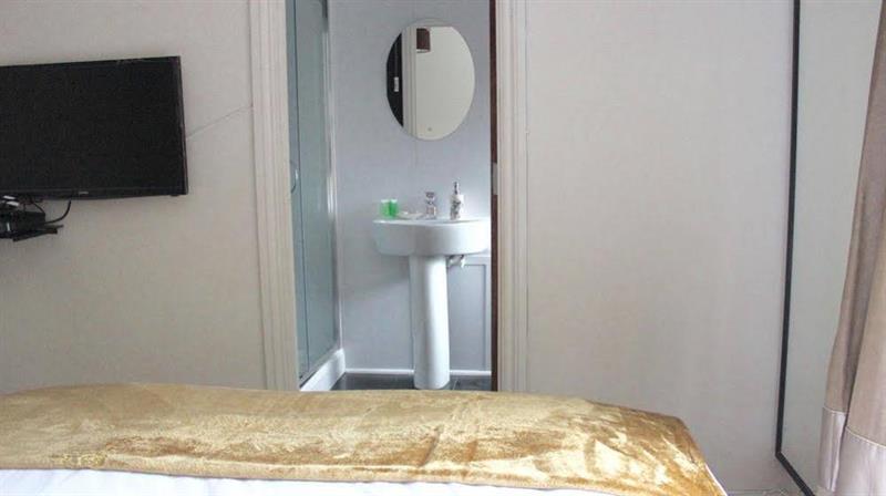 Oyo Vale Lodge Windsor Eksteriør bilde